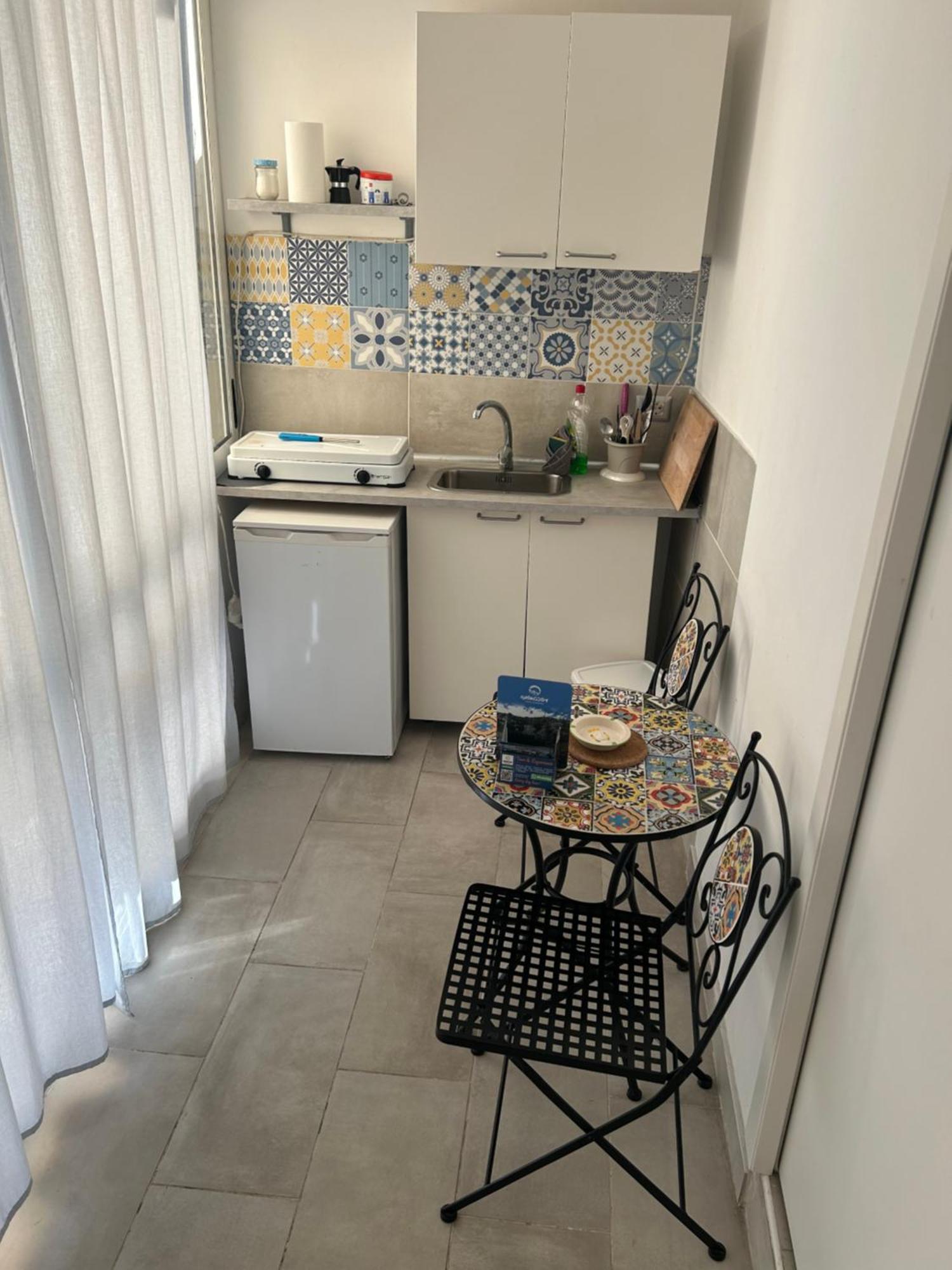 Deni's Per 2 Con Veranda Balcone Casa vacanze